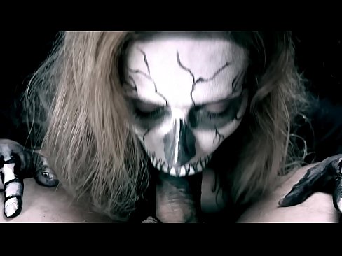 ❤️ Demoniczna dziewczyna ssąca kutasa swoimi czarnymi ustami i połykająca spermę. ❌ Super sex at pl.pornoreino-com.ru ️❤